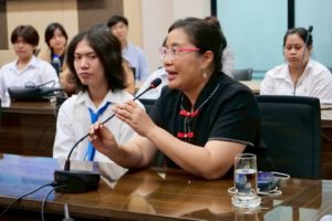 สถานีวิทยุกระจายเสียง มทร.ธัญบุรี เปิดโลกวิทยุยุคดิจิทัล ถ่ายทอดประสบการณ์งานข่าวและสื่อออนไลน์ ให้นักศึกษา สาขาวิชาเทคโนโลยีมัลติมีเดีย คณะบริหารธุรกิจและเทคโนโลยีสารสนเทศ มทร.ตะวันออก