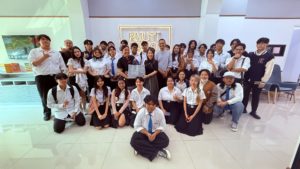 สถานีวิทยุกระจายเสียง มทร.ธัญบุรี เปิดโลกวิทยุยุคดิจิทัล ถ่ายทอดประสบการณ์งานข่าวและสื่อออนไลน์ ให้นักศึกษา สาขาวิชาเทคโนโลยีมัลติมีเดีย คณะบริหารธุรกิจและเทคโนโลยีสารสนเทศ มทร.ตะวันออก