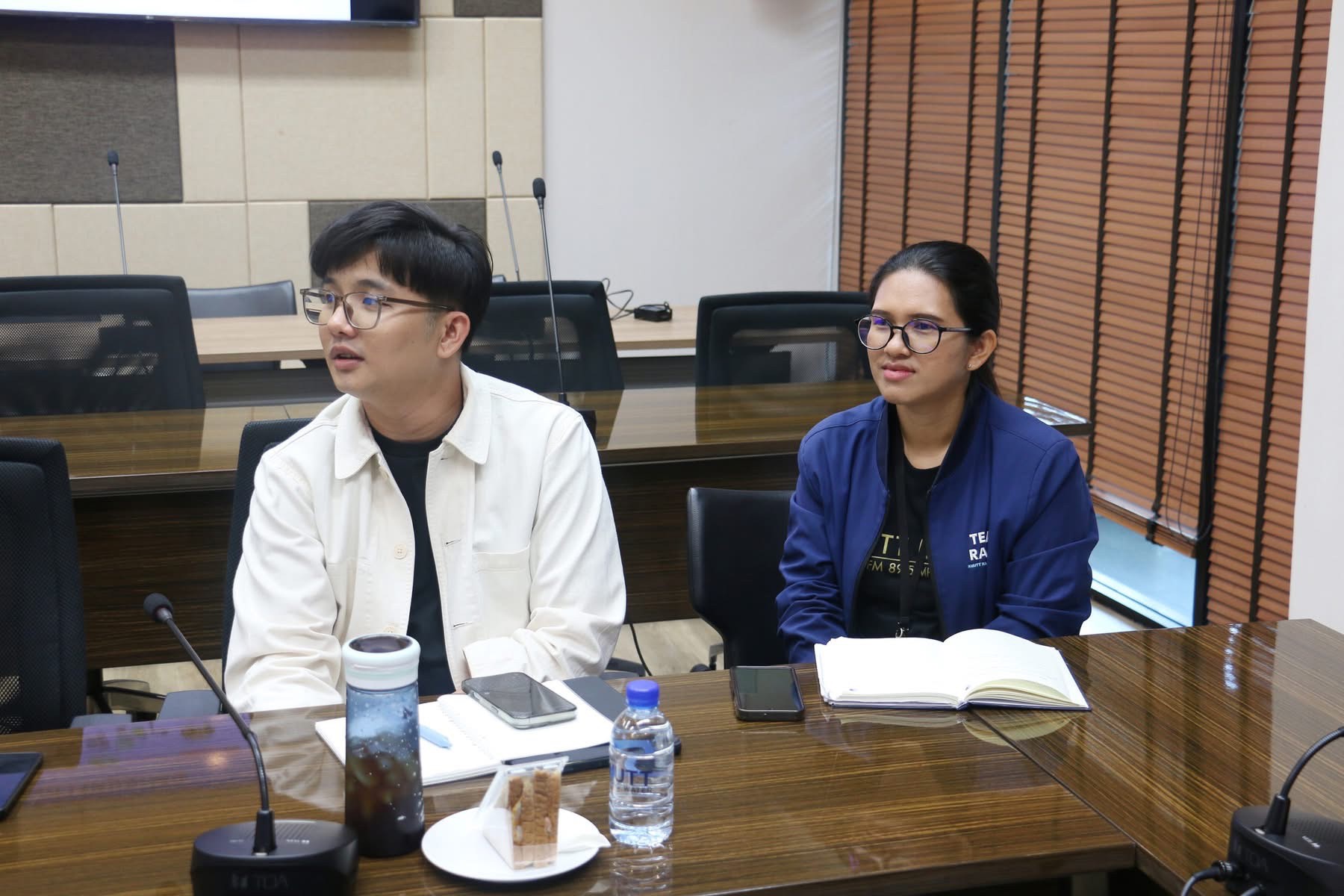 สถานีวิทยุกระจายเสียง มทร.ธัญบุรี เดินหน้าโครงการ “RMUTT RADIO ไม่เทรวม”ส่งเสริมการจัดการขยะอย่างถูกวิธีภายในองค์กร มุ่งยกระดับสู่การเป็นสำนักงานสีเขียว (Green Office)