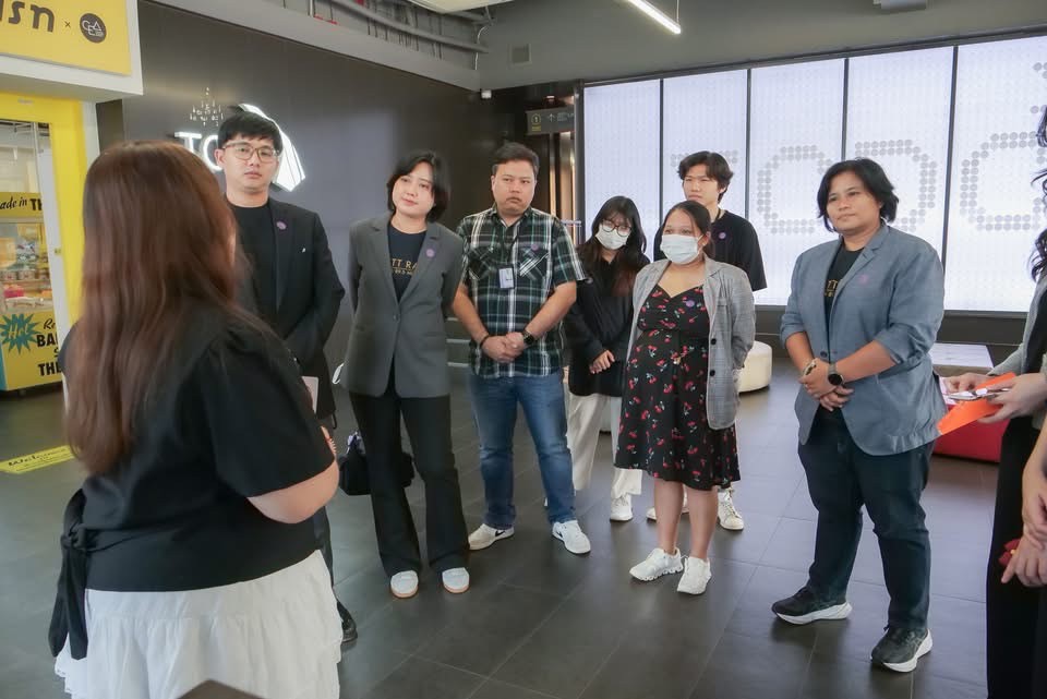 สถานีวิทยุกระจายเสียง มทร.ธัญบุรี เปิดโลกความคิดสร้างสรรค์ ณ TCDC กรุงเทพฯ เรียนรู้นวัตกรรมการออกแบบ เสริมศักยภาพการพัฒนาสื่อยุคดิจิทัล