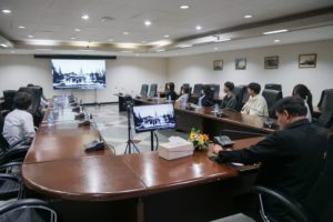 สถานีวิทยุกระจายเสียง มทร.ธัญบุรี เเลกเปลี่ยนเรียนรู้ สถานีวิทยุกระจายเสียงแห่งประเทศไทย กรมประชาสัมพันธ์ เชื่อมโยงเครือข่ายวิชาชีพ เสริมทักษะสื่อดิจิทัล พร้อมก้าวสู่การเป็นสื่อวิทยุยุคใหม่