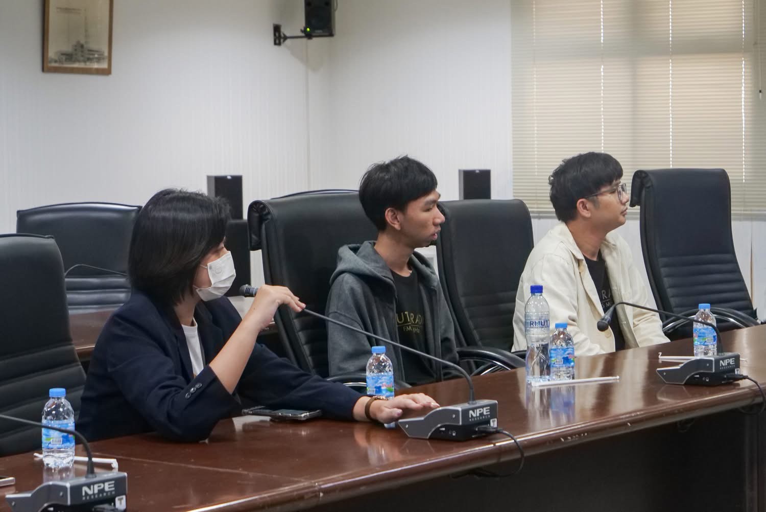 สถานีวิทยุกระจายเสียง มทร.ธัญบุรี เเลกเปลี่ยนเรียนรู้ สถานีวิทยุกระจายเสียงแห่งประเทศไทย กรมประชาสัมพันธ์ เชื่อมโยงเครือข่ายวิชาชีพ เสริมทักษะสื่อดิจิทัล พร้อมก้าวสู่การเป็นสื่อวิทยุยุคใหม่