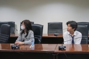 สถานีวิทยุกระจายเสียง มทร.ธัญบุรี เเลกเปลี่ยนเรียนรู้ สถานีวิทยุกระจายเสียงแห่งประเทศไทย กรมประชาสัมพันธ์ เชื่อมโยงเครือข่ายวิชาชีพ เสริมทักษะสื่อดิจิทัล พร้อมก้าวสู่การเป็นสื่อวิทยุยุคใหม่